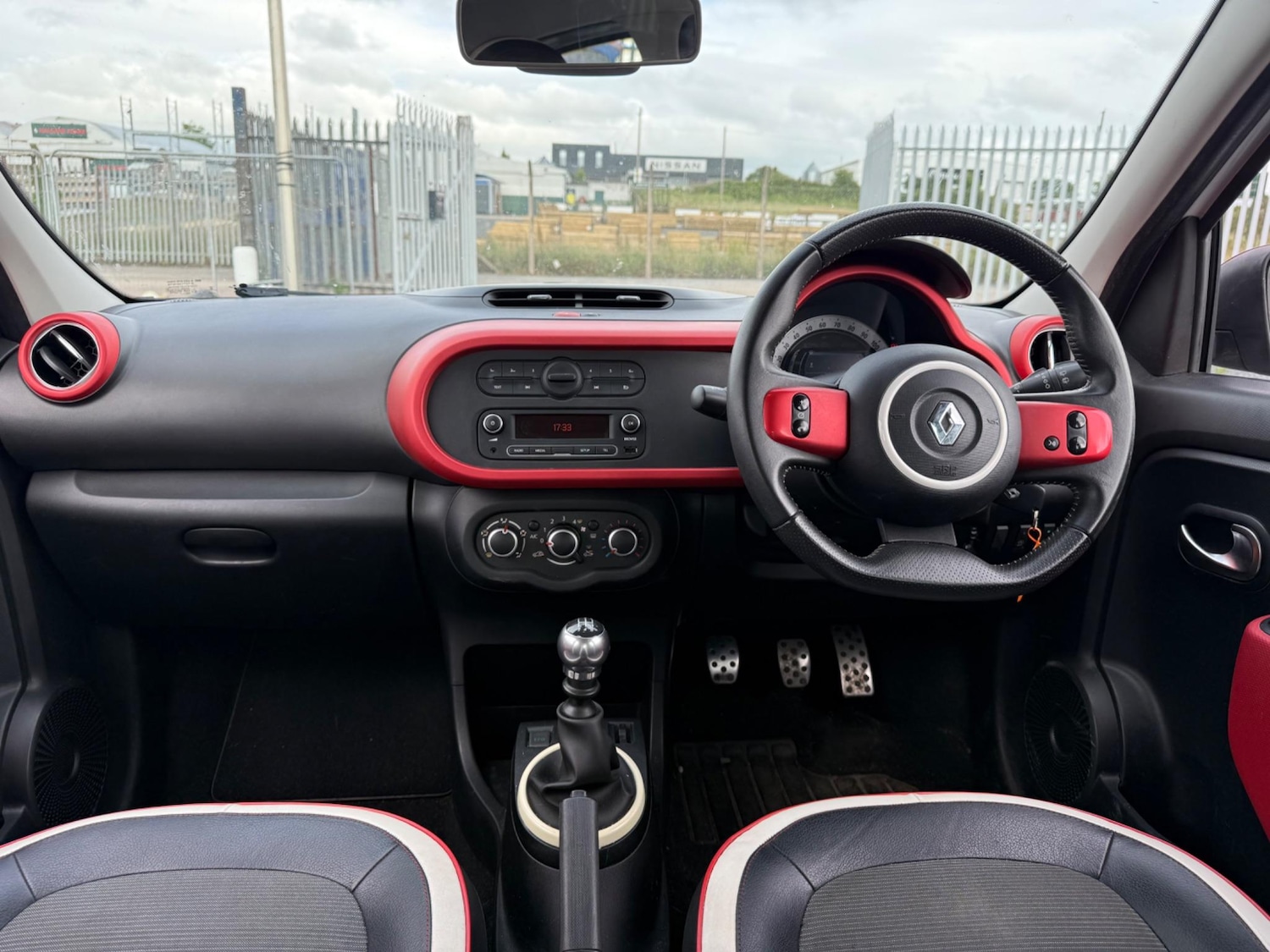 Used Renault Twingo 2014 for sale - 76953835: Photo 10