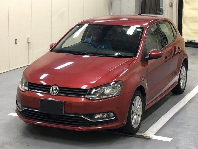 Used Volkswagen Polo 2015 for sale - 76953860: Photo 1