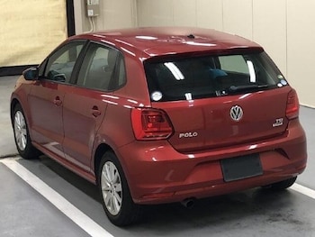 Used Volkswagen Polo 2015 for sale - 76953860: Photo
