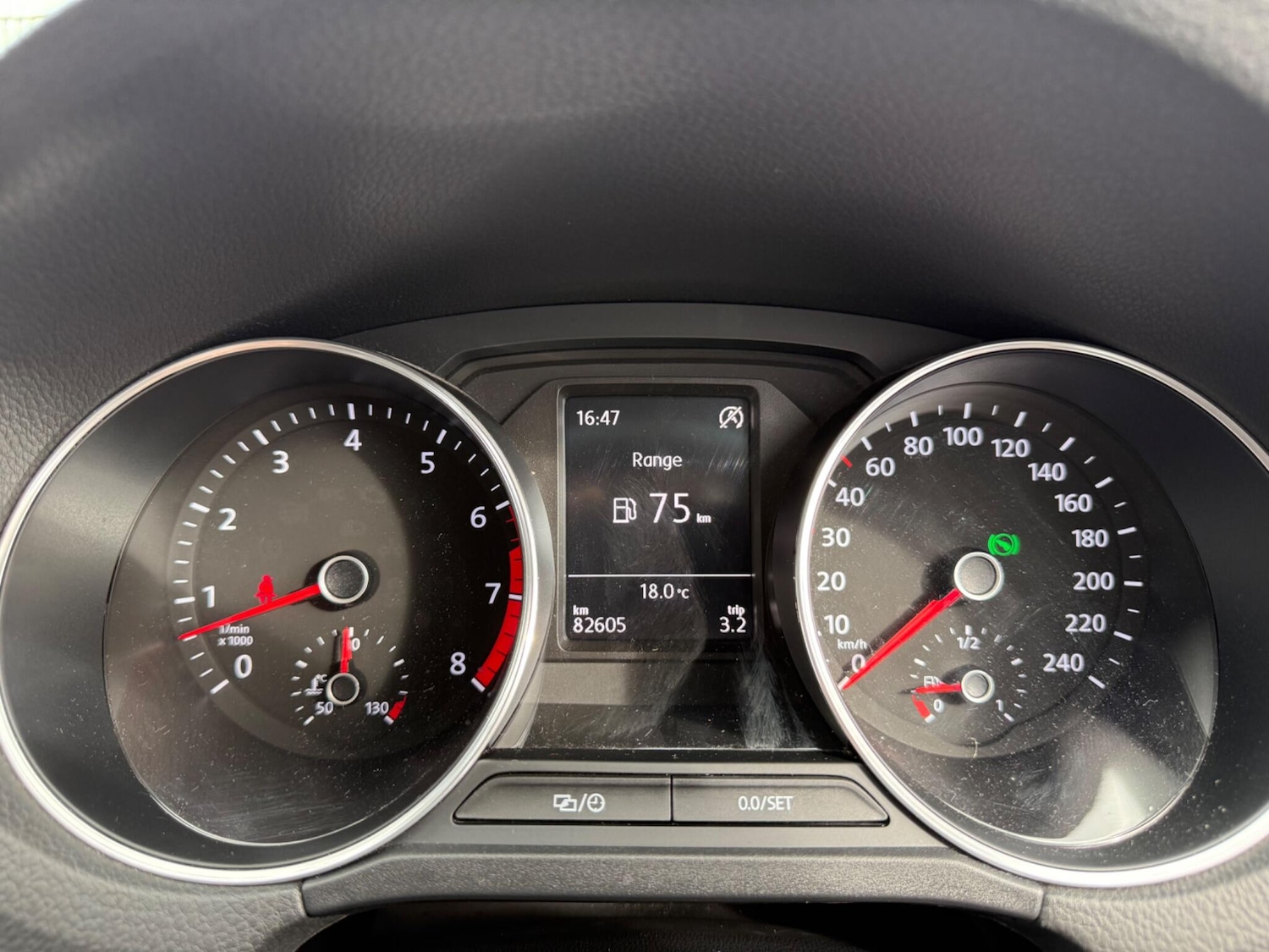 Used Volkswagen Polo 2015 for sale - 76953860: Photo 7