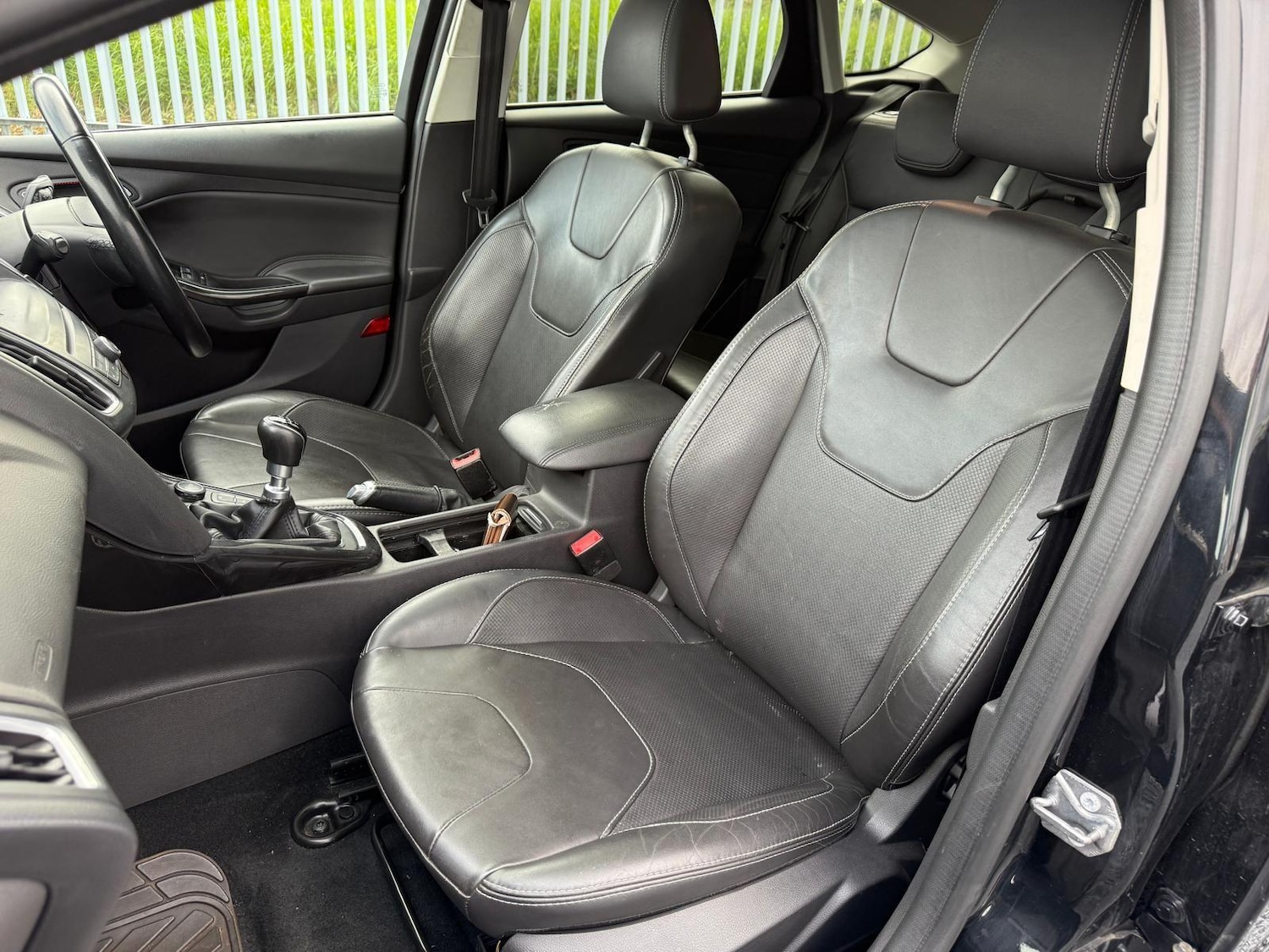 Used Ford Focus 2015 for sale - 76953831: Photo 9