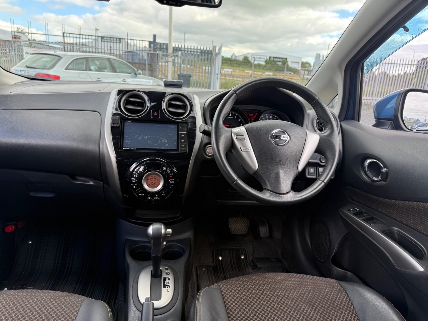 Used Nissan Note 2014 for sale - 77276762: Photo 13