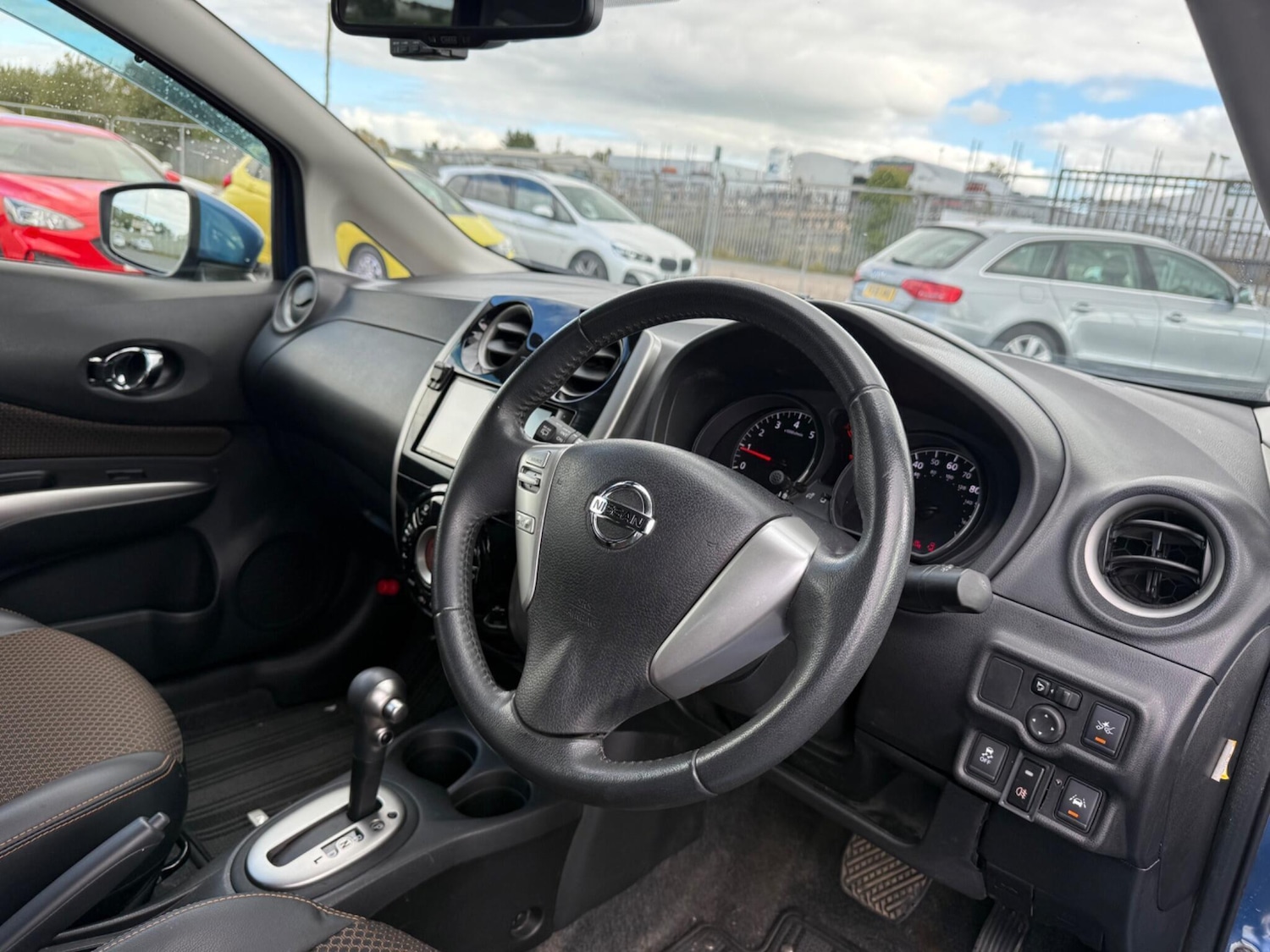 Used Nissan Note 2014 for sale - 77276762: Photo 9