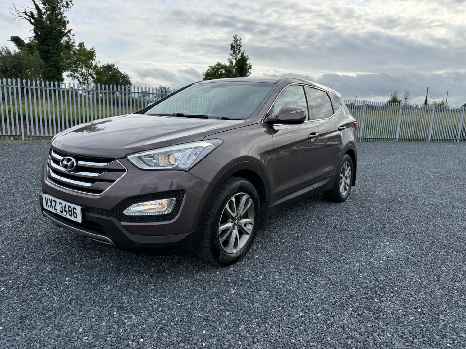 Used Hyundai Santa Fe 2013 for sale - 76953840: Photo 3