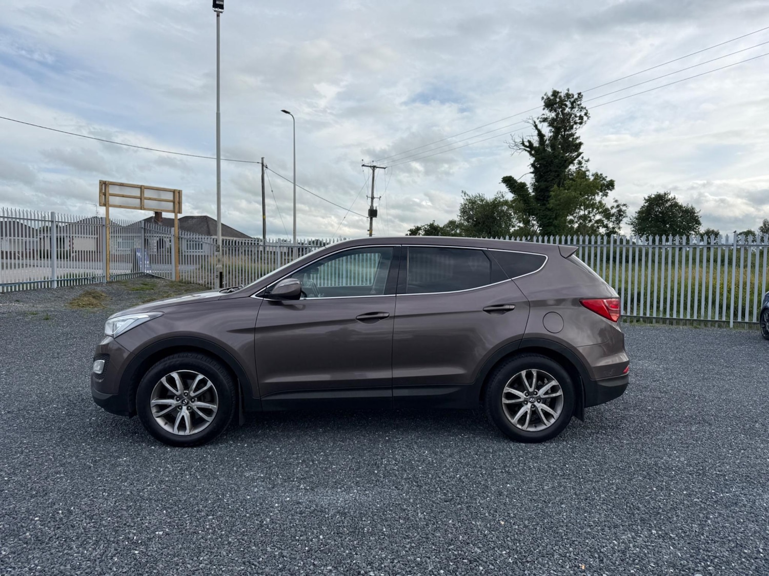 Used Hyundai Santa Fe 2013 for sale - 76953840: Photo 4