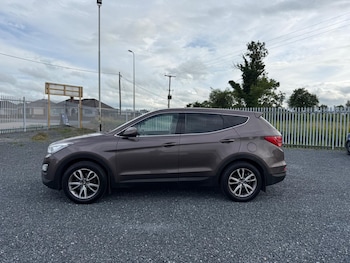 Used Hyundai Santa Fe 2013 for sale - 76953840: Photo