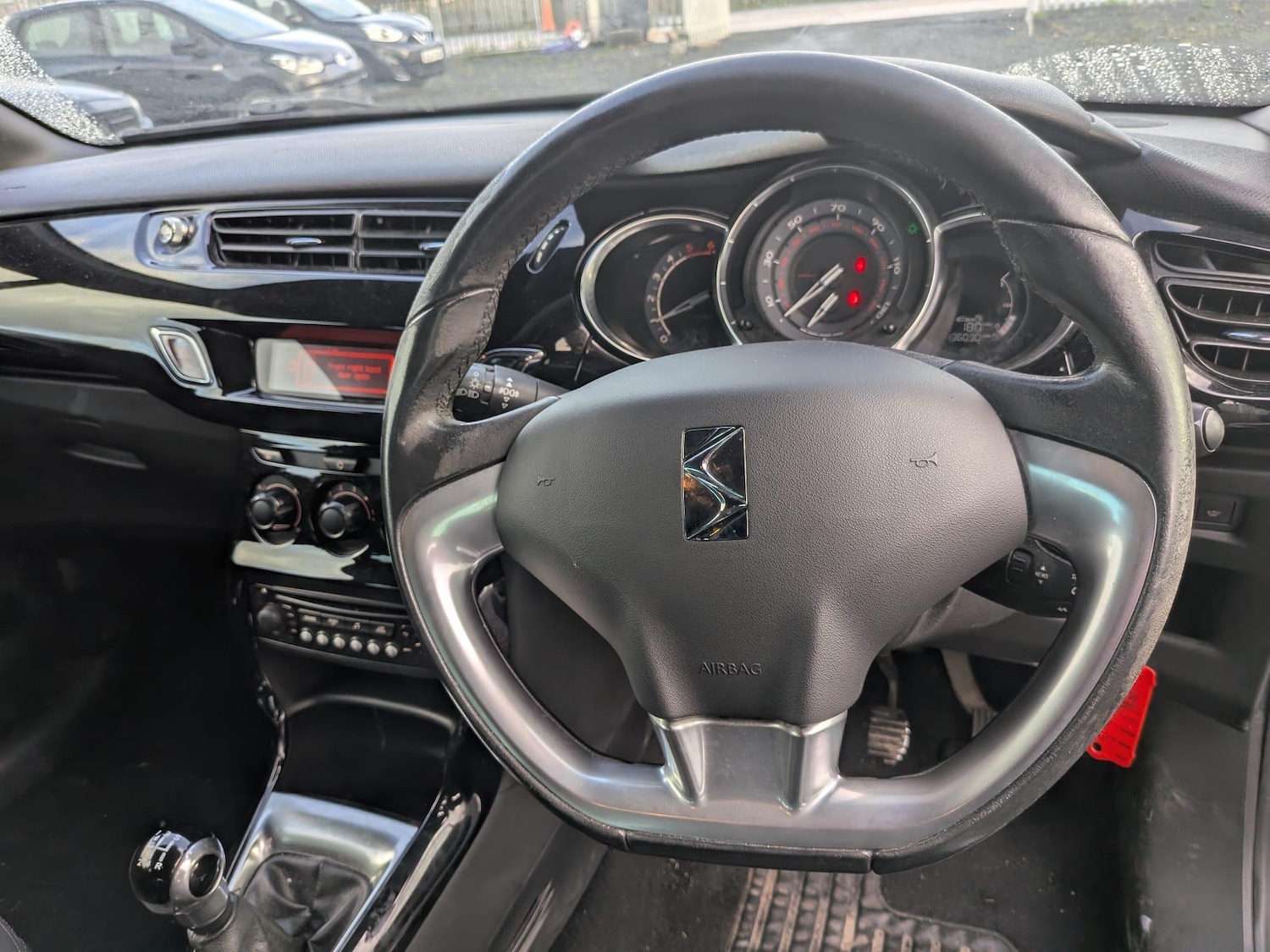 Used Citroen DS3 2014 for sale - 76953880: Photo 10