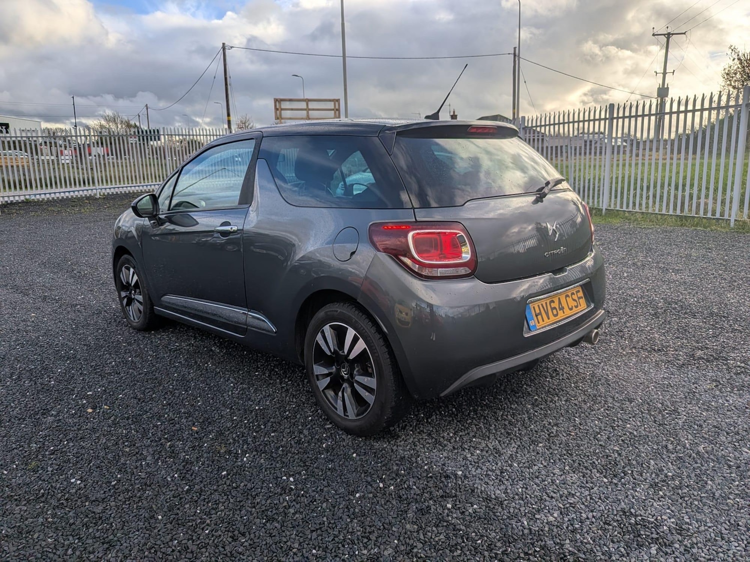 Used Citroen DS3 2014 for sale - 76953880: Photo 5