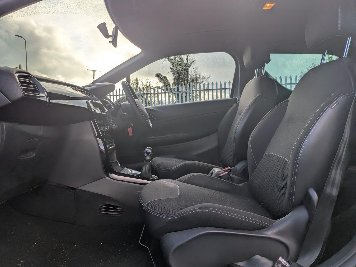 Used Citroen DS3 2014 for sale - 76953880: Photo 8