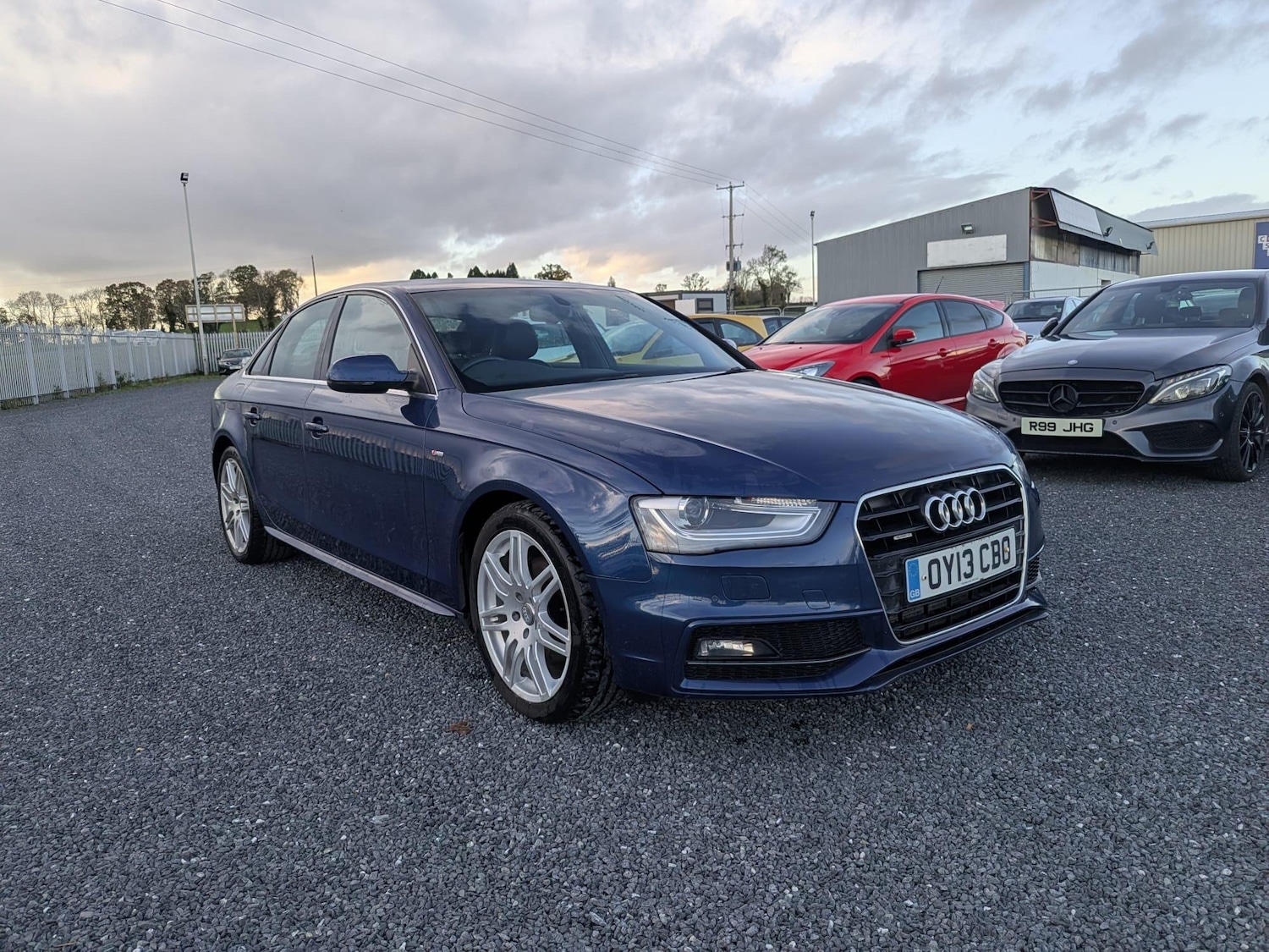 Used Audi A4 2013 for sale - 76953869: Photo 3
