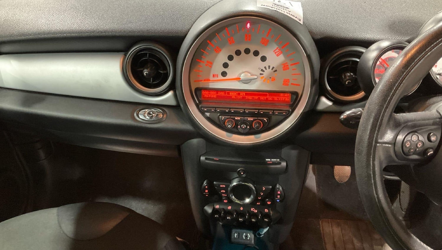 Used MINI Convertible 2013 for sale - 77013975: Photo 8