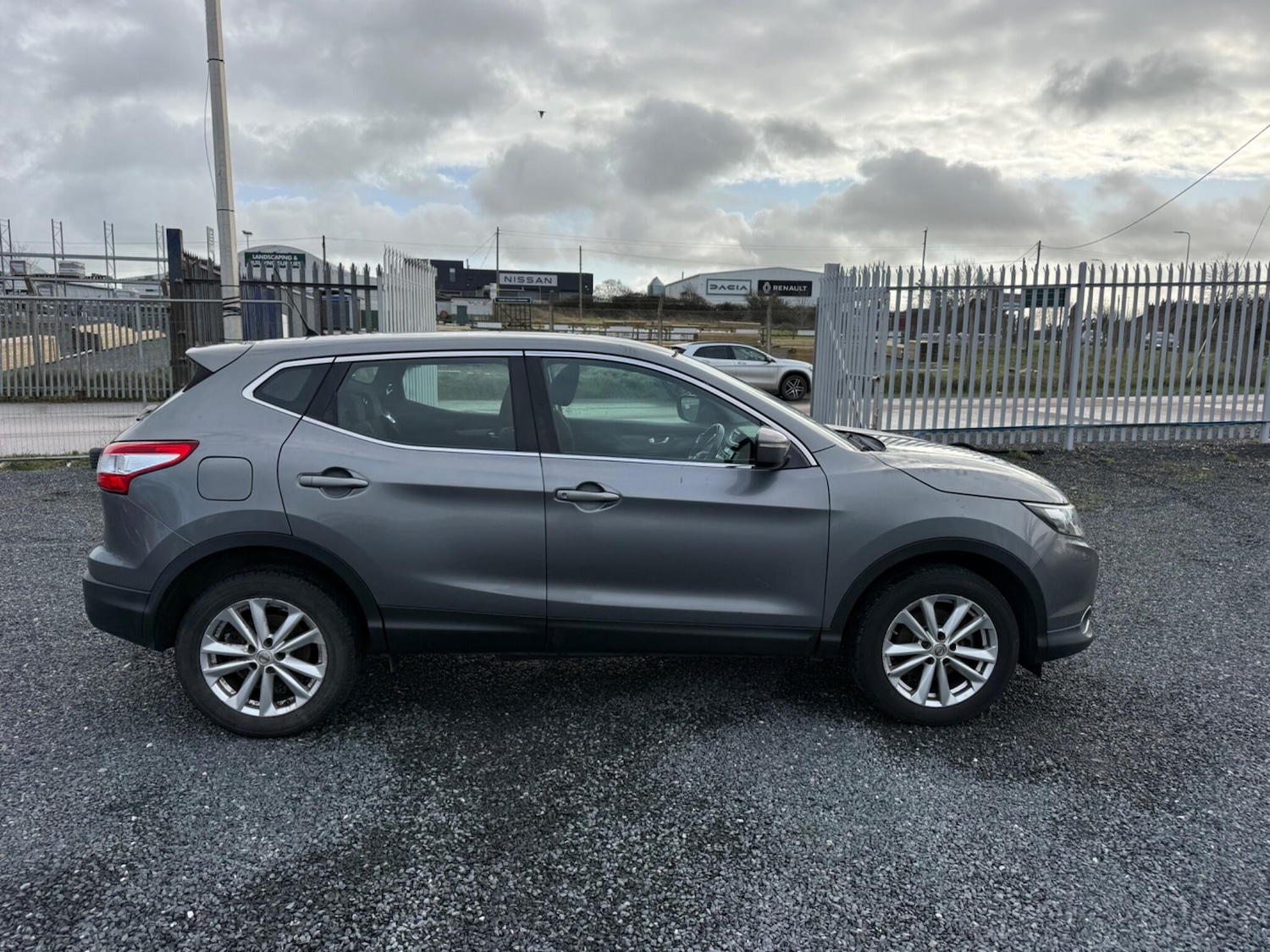 Used Nissan Qashqai 2015 for sale - 77539924: Photo 8