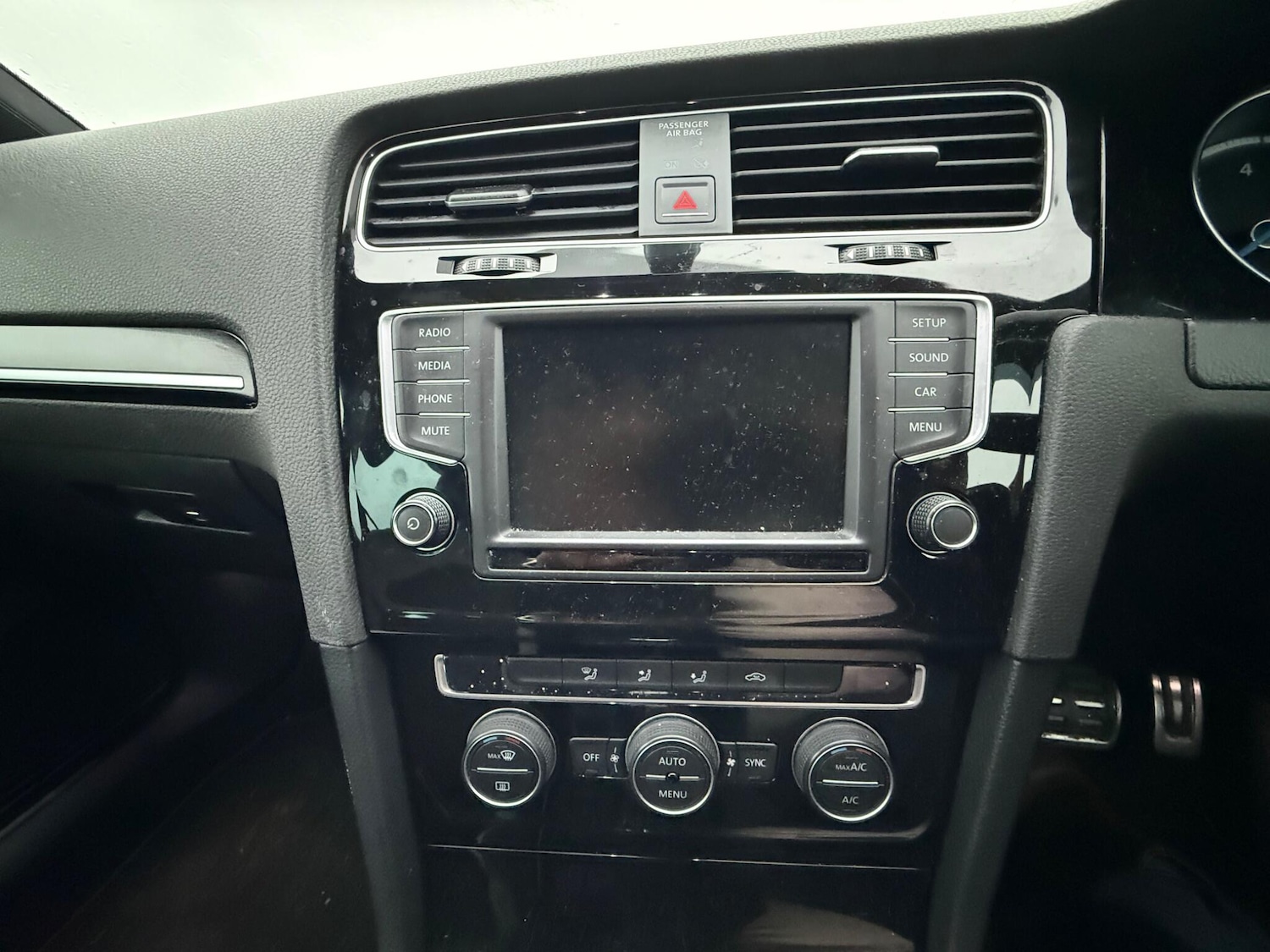 Used Volkswagen Golf 2016 for sale - 76953896: Photo 11