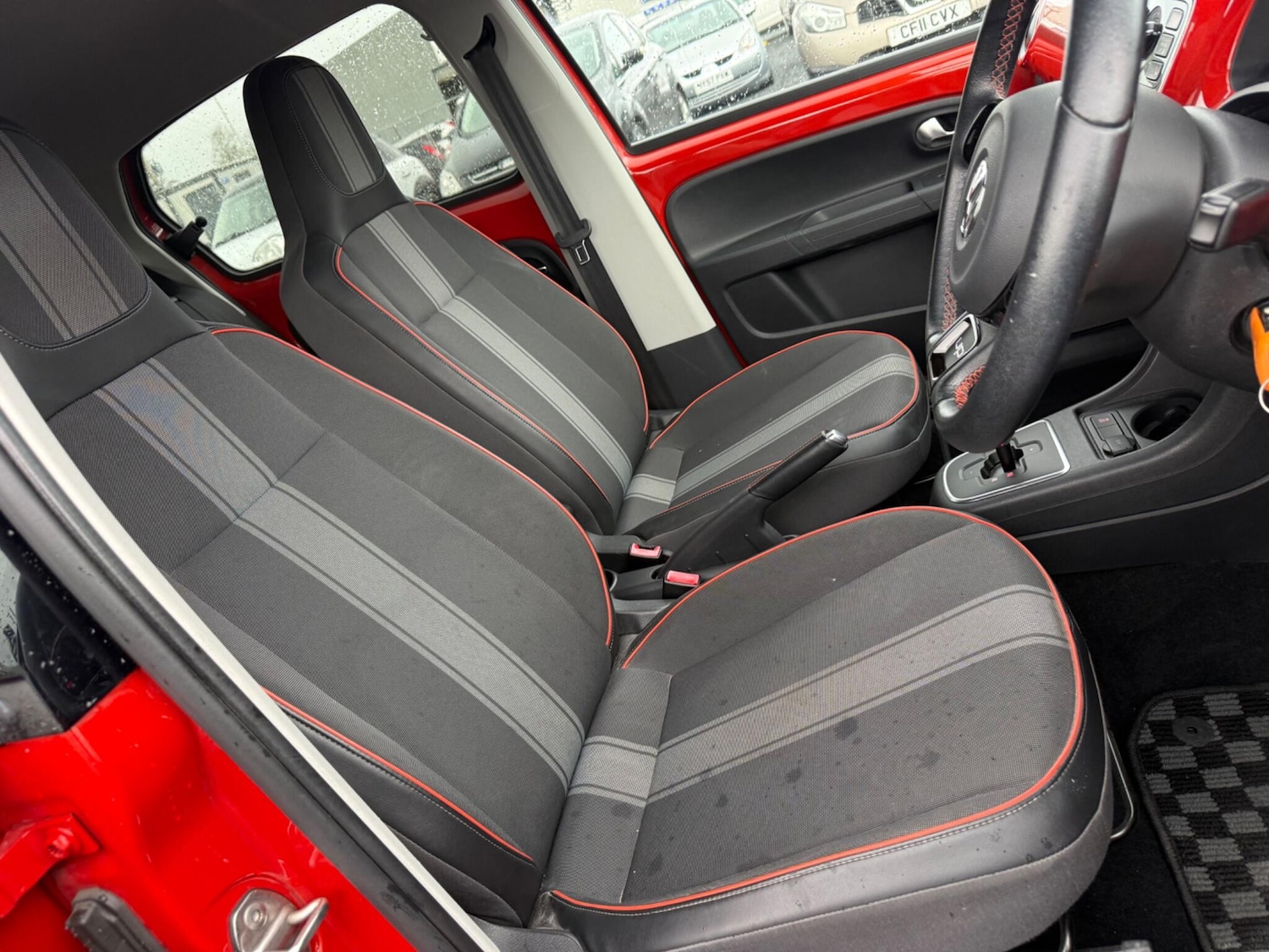 Used Volkswagen up! 2015 for sale - 77679775: Photo 10