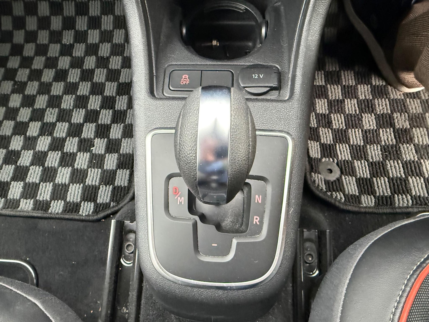 Used Volkswagen up! 2015 for sale - 77679775: Photo 15