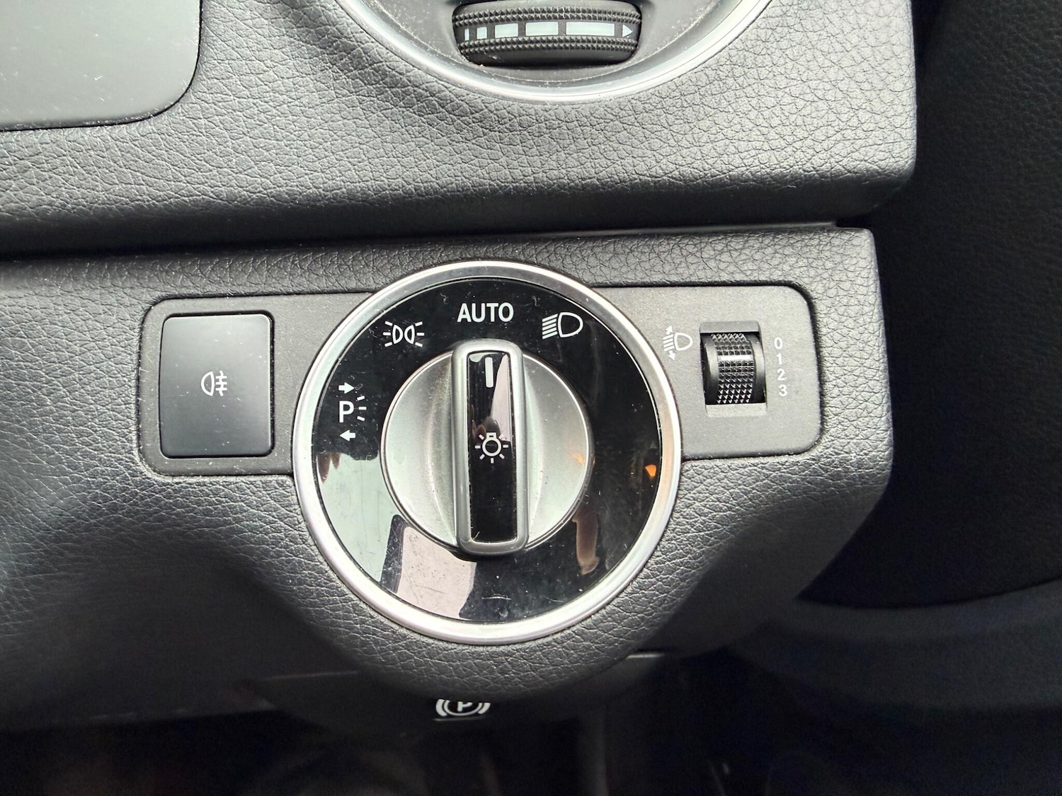 Used Mercedes-Benz C Class 2013 for sale - 77457923: Photo 20