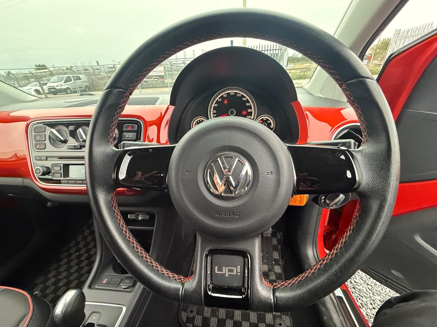 Used Volkswagen up! 2025 for sale - 76953855: Photo 17