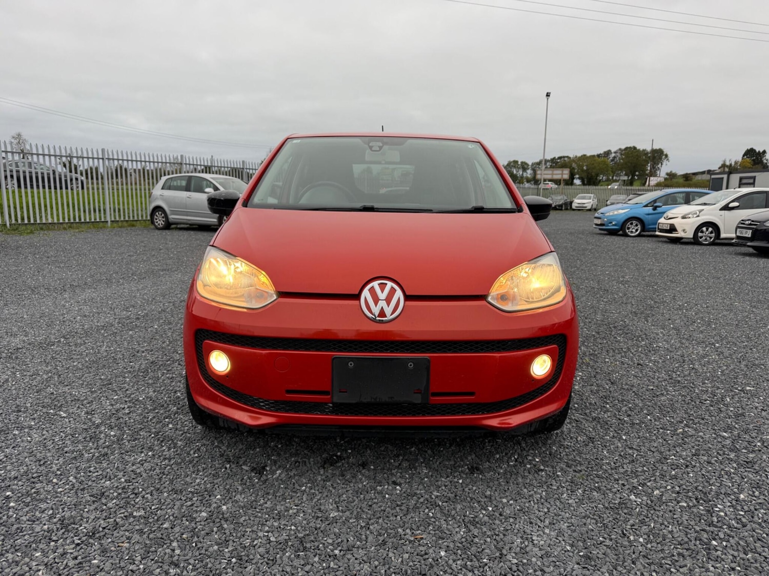 Used Volkswagen up! 2025 for sale - 76953855: Photo 2