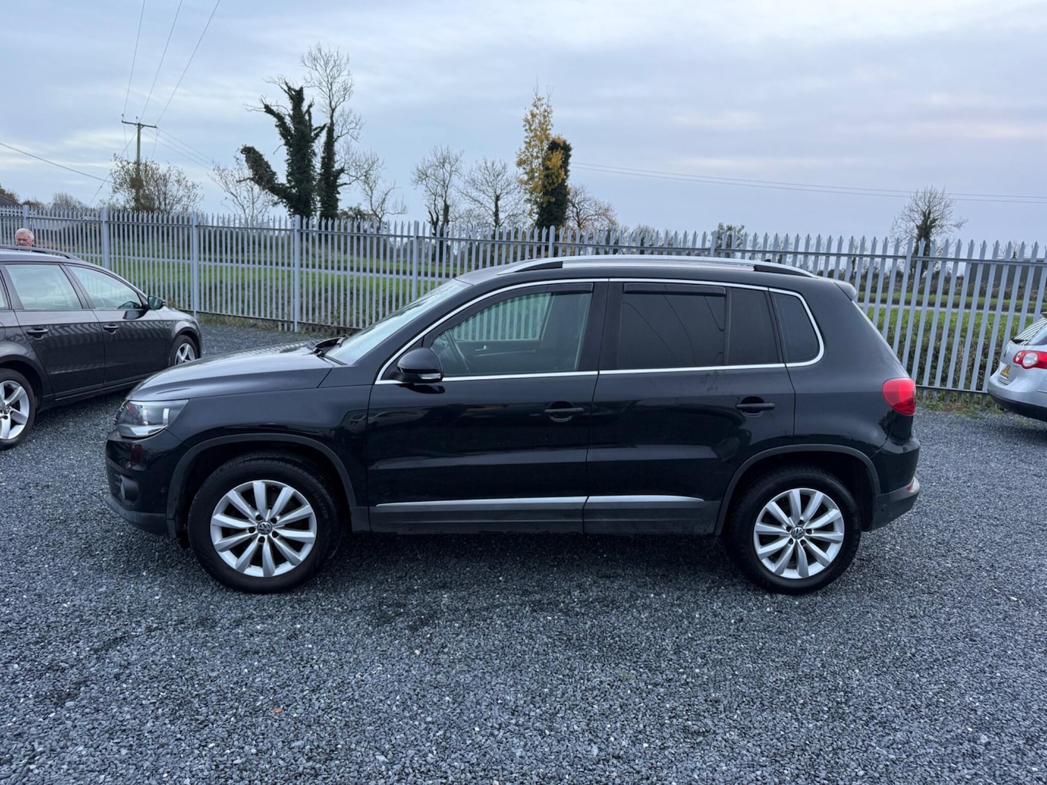 Used Volkswagen Tiguan 2015 for sale - 76953879: Photo 4