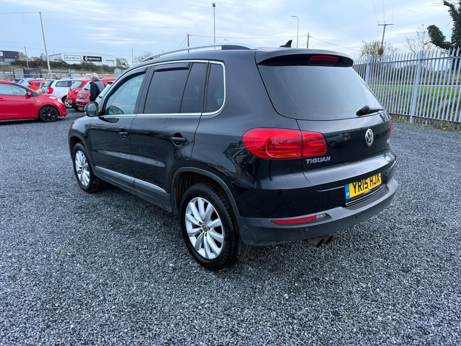 Used Volkswagen Tiguan 2015 for sale - 76953879: Photo 5