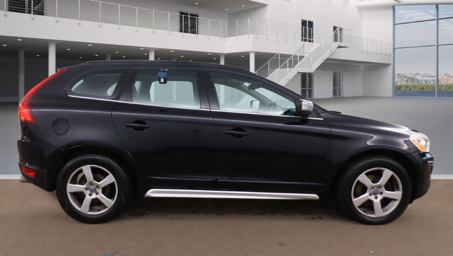 Used Volvo XC60 2011 for sale - 77276781: Photo 5