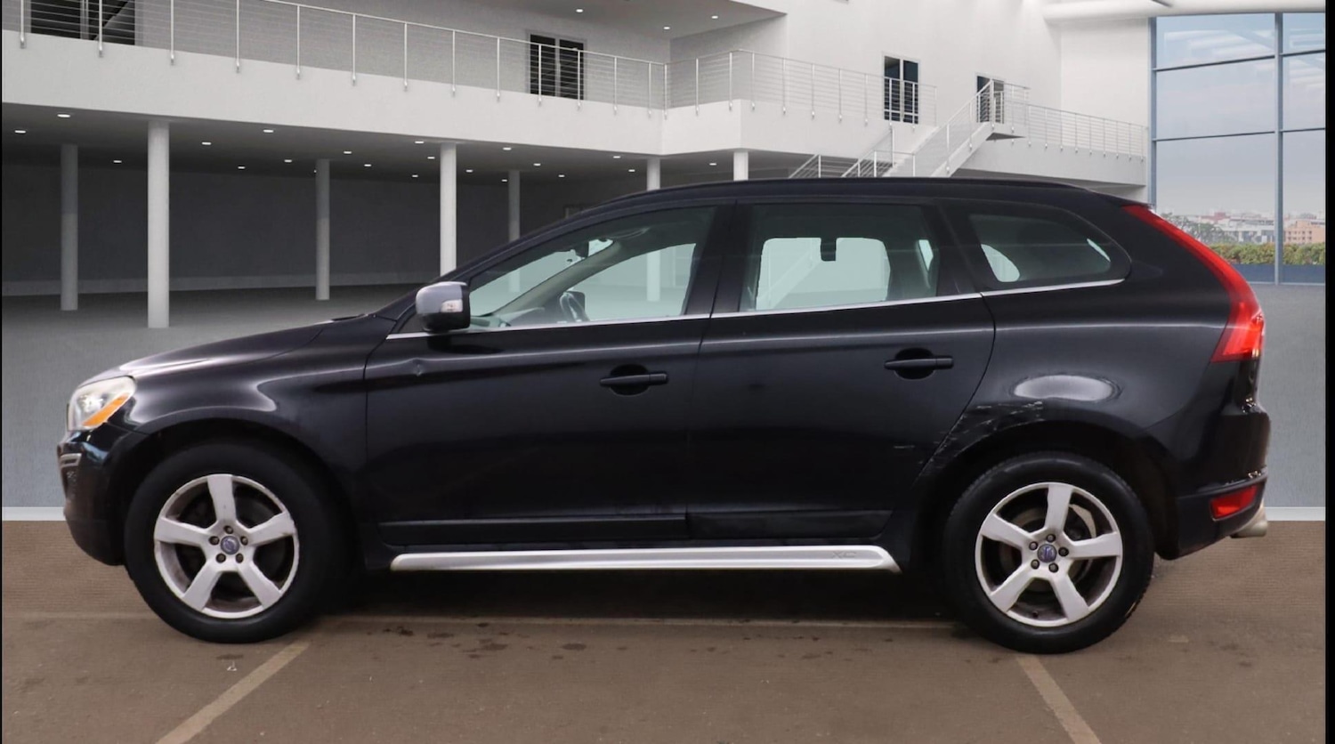 Used Volvo XC60 2011 for sale - 77276781: Photo 6