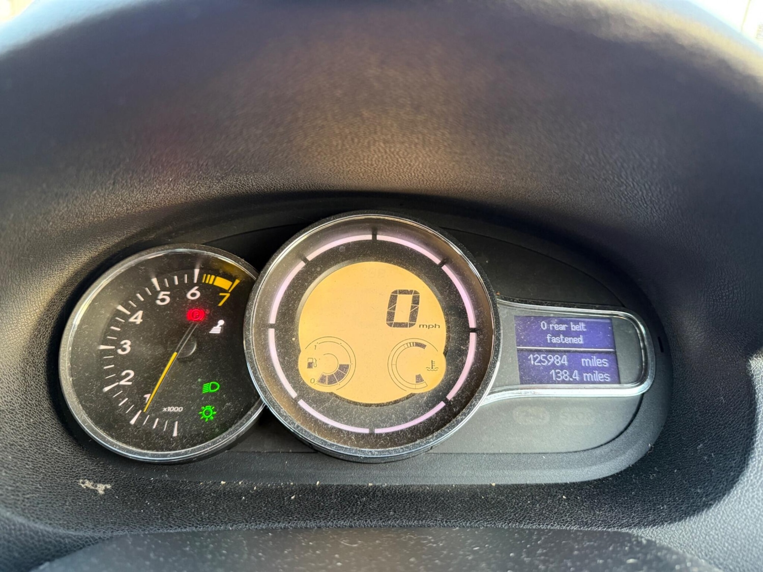 Used Renault Megane 2010 for sale - 76953897: Photo 11