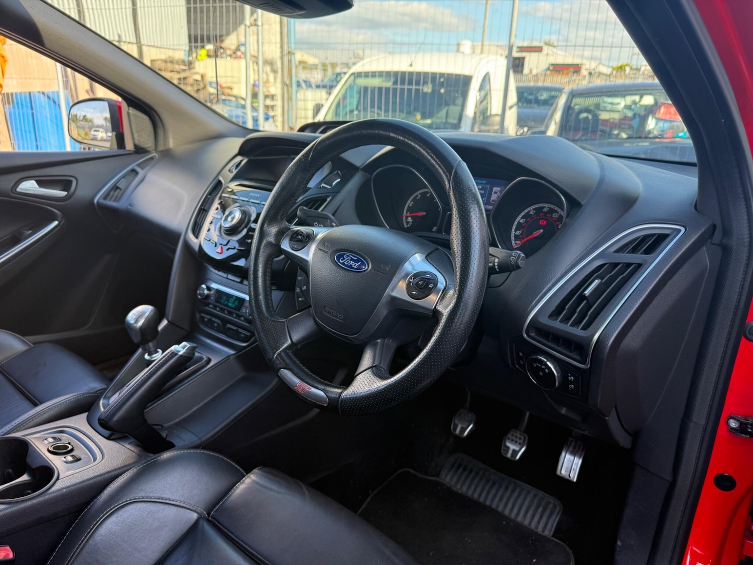 Used Ford Focus 2013 for sale - 76953870: Photo 14