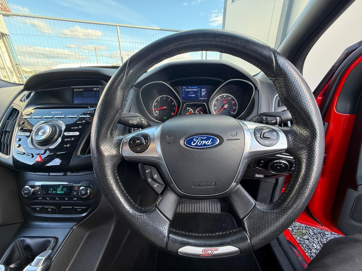 Used Ford Focus 2013 for sale - 76953870: Photo 22