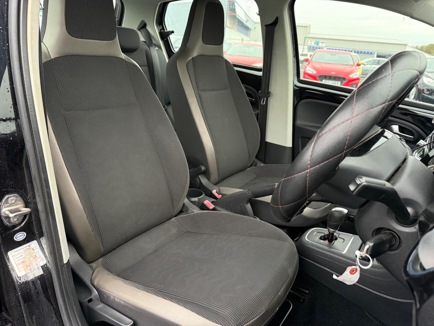 Used Volkswagen up! 2025 for sale - 76953874: Photo 11