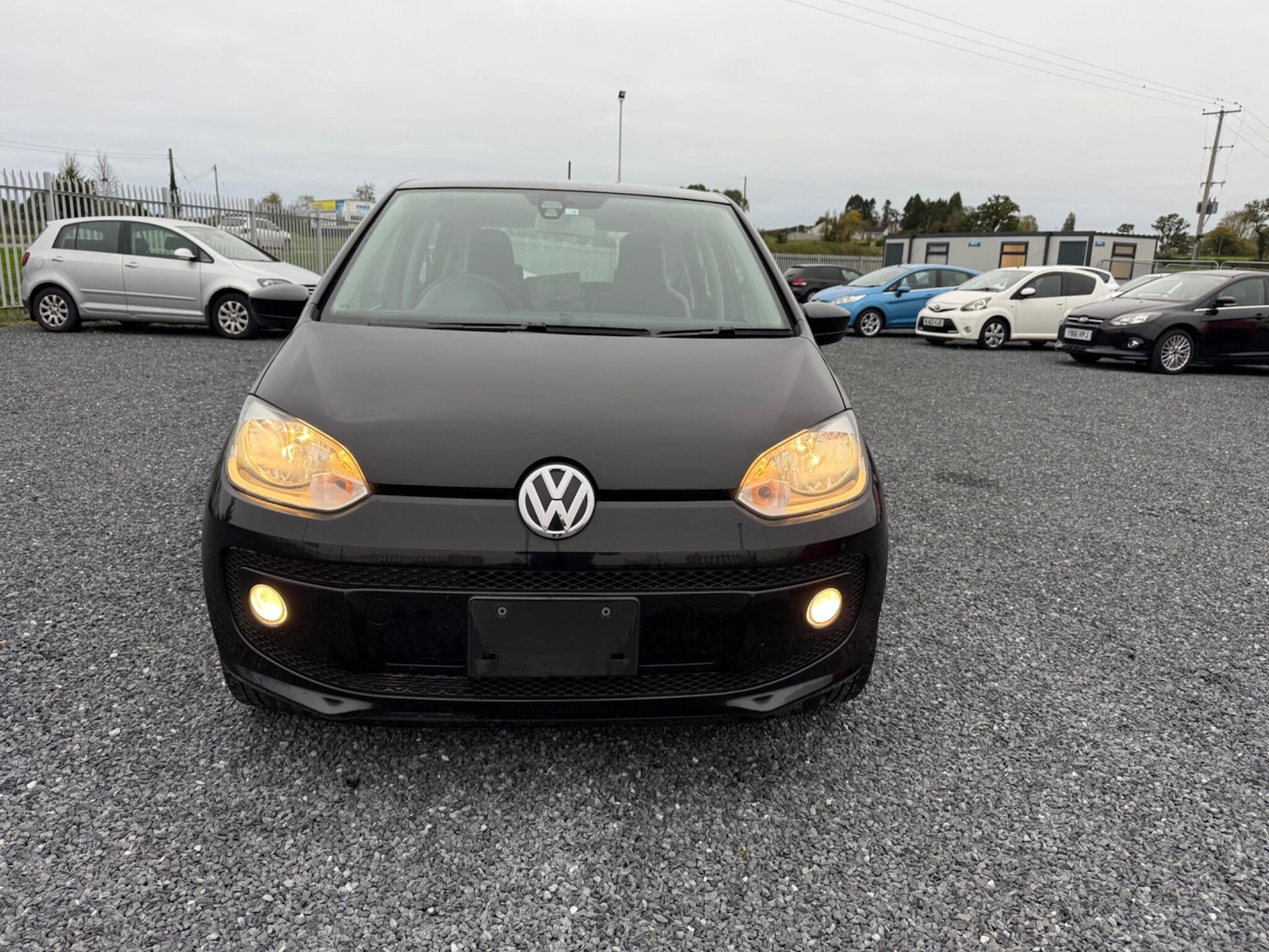 Used Volkswagen up! 2025 for sale - 76953874: Photo 2