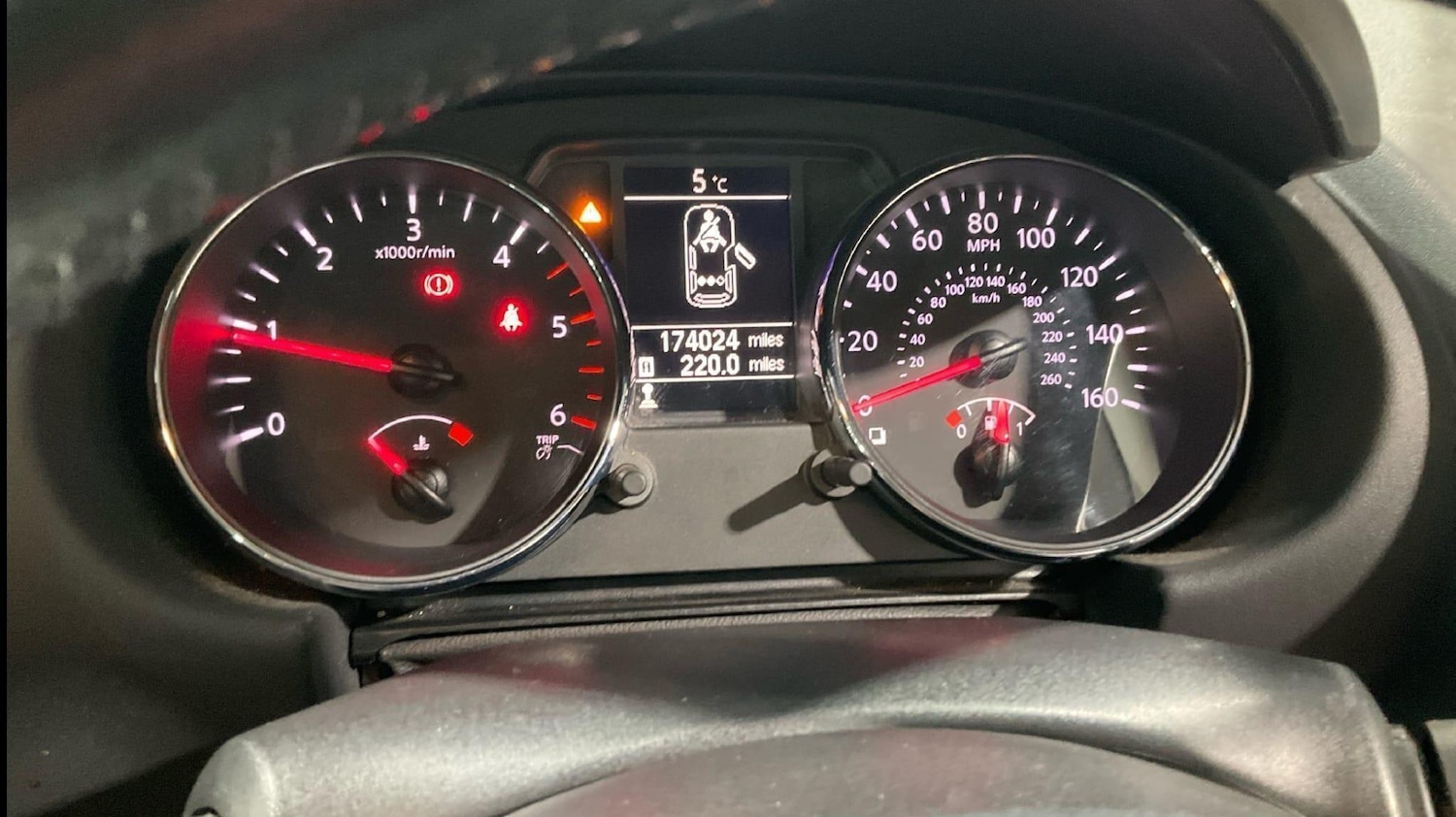 Used Nissan Qashqai 2012 for sale - 77276788: Photo 9