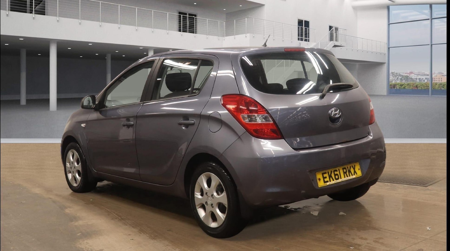 Used Hyundai i20 2011 for sale - 77283143: Photo 3