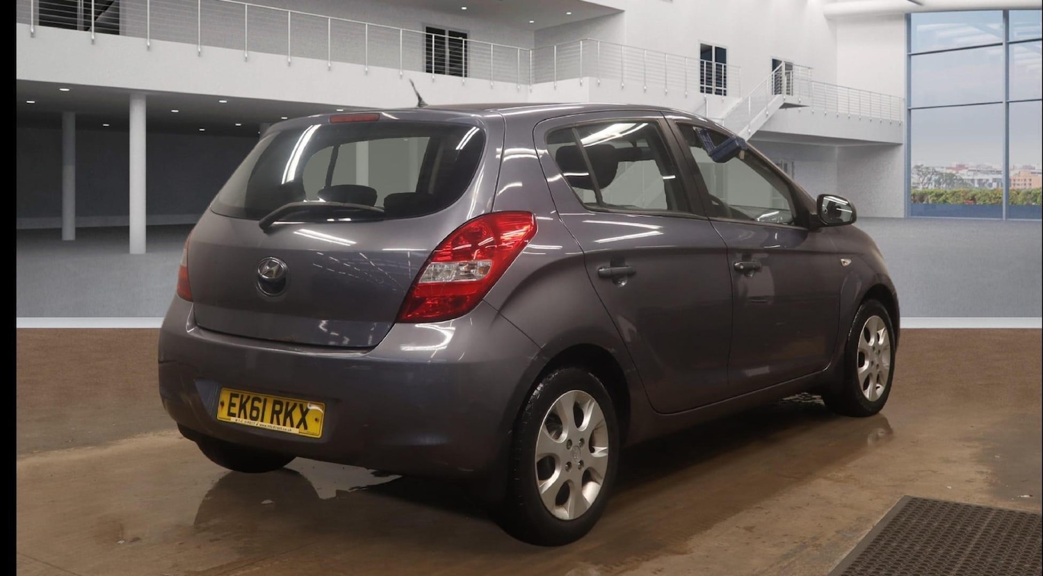 Used Hyundai i20 2011 for sale - 77283143: Photo 4