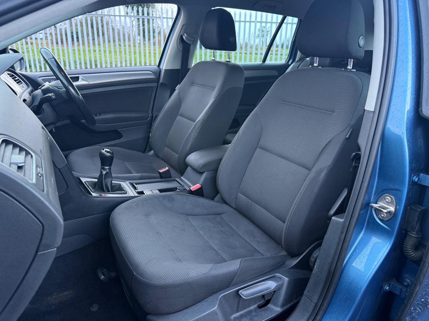 Used Volkswagen Golf 2014 for sale - 76953890: Photo 11