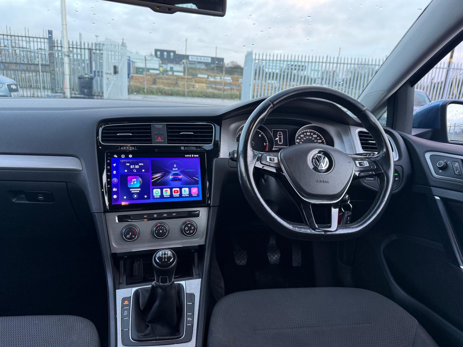 Used Volkswagen Golf 2014 for sale - 76953890: Photo 14