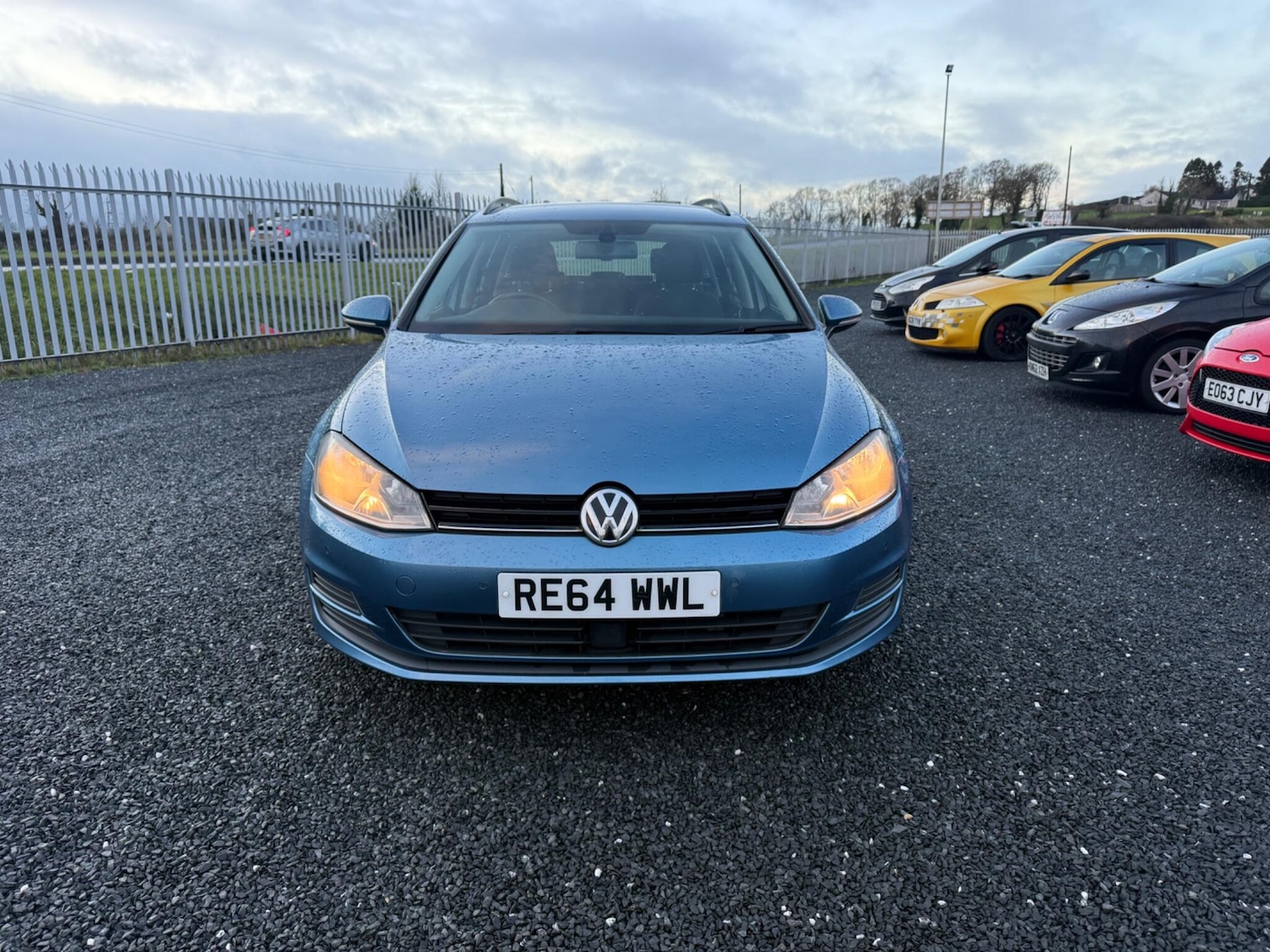 Used Volkswagen Golf 2014 for sale - 76953890: Photo 2