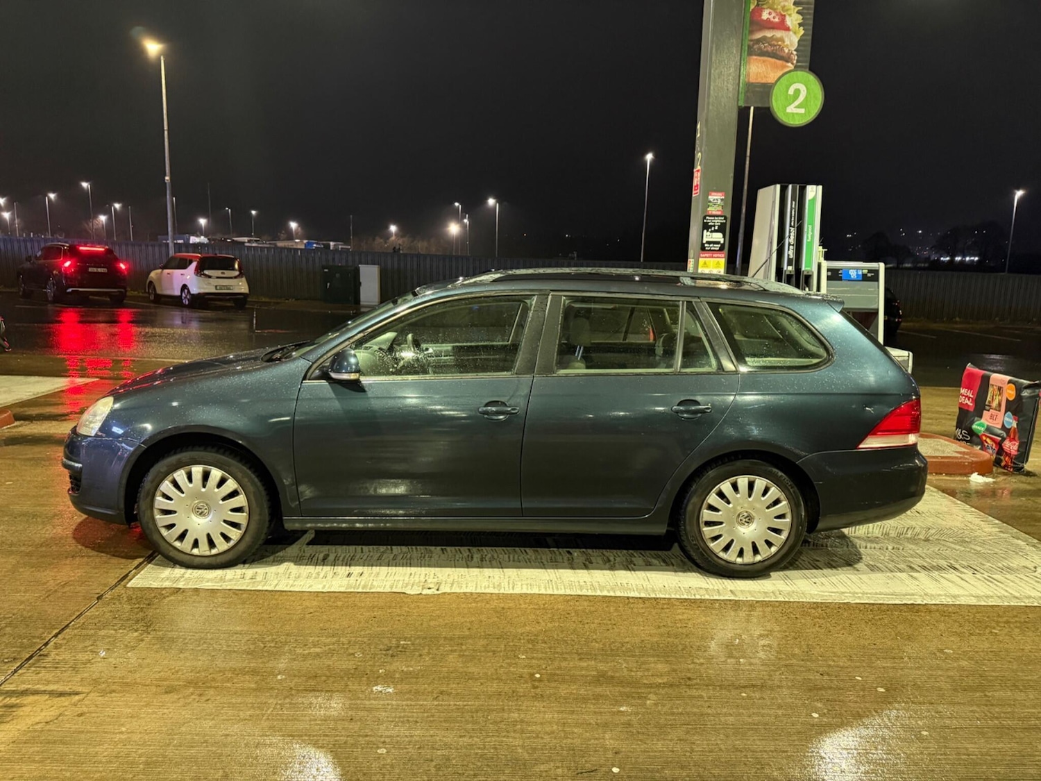 Used Volkswagen Golf 2009 for sale - 77276775: Photo 2