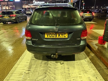 Used Volkswagen Golf 2009 for sale - 77276775: Photo