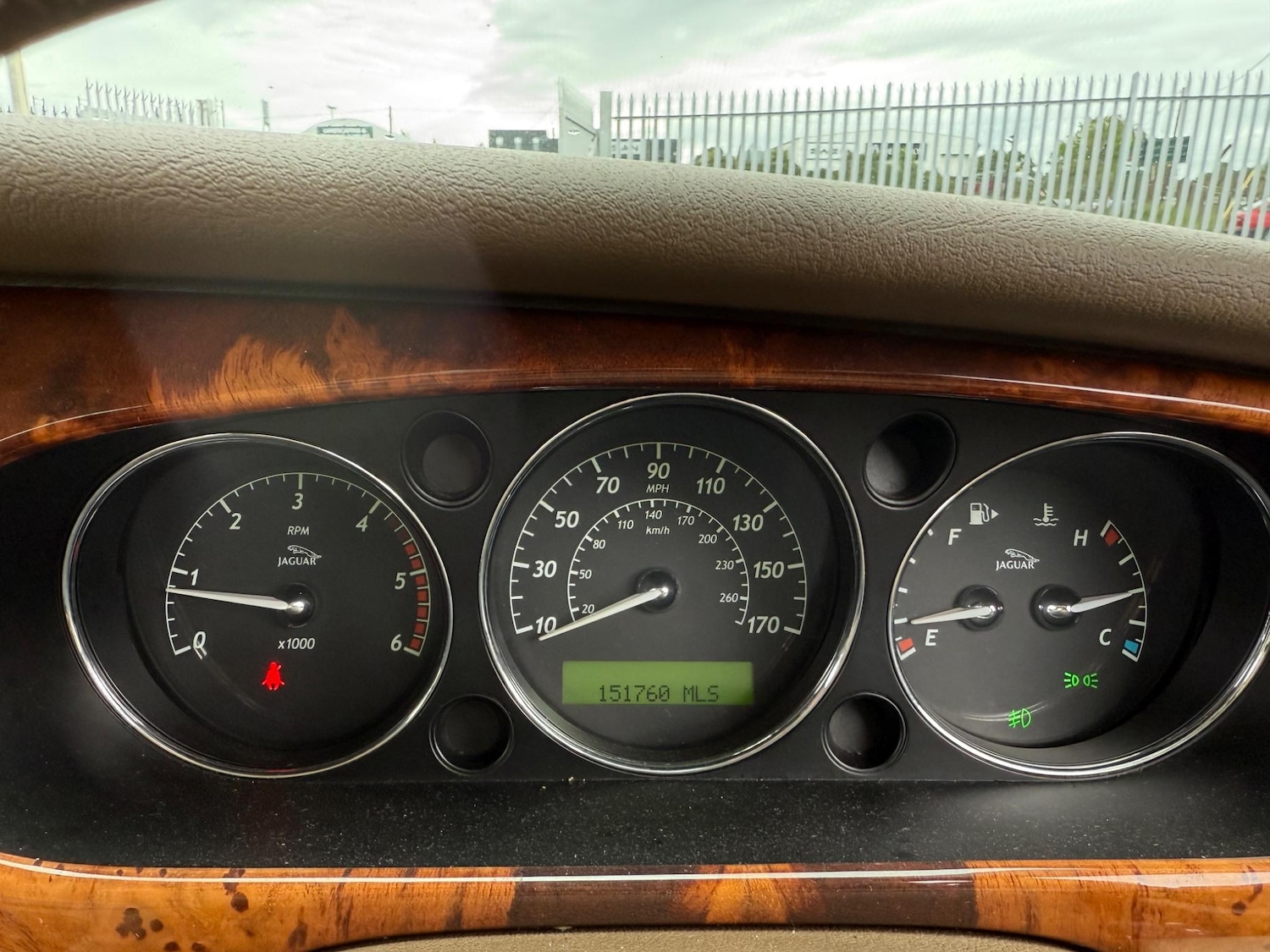 Used Jaguar XJ 2005 for sale - 76953841: Photo 12