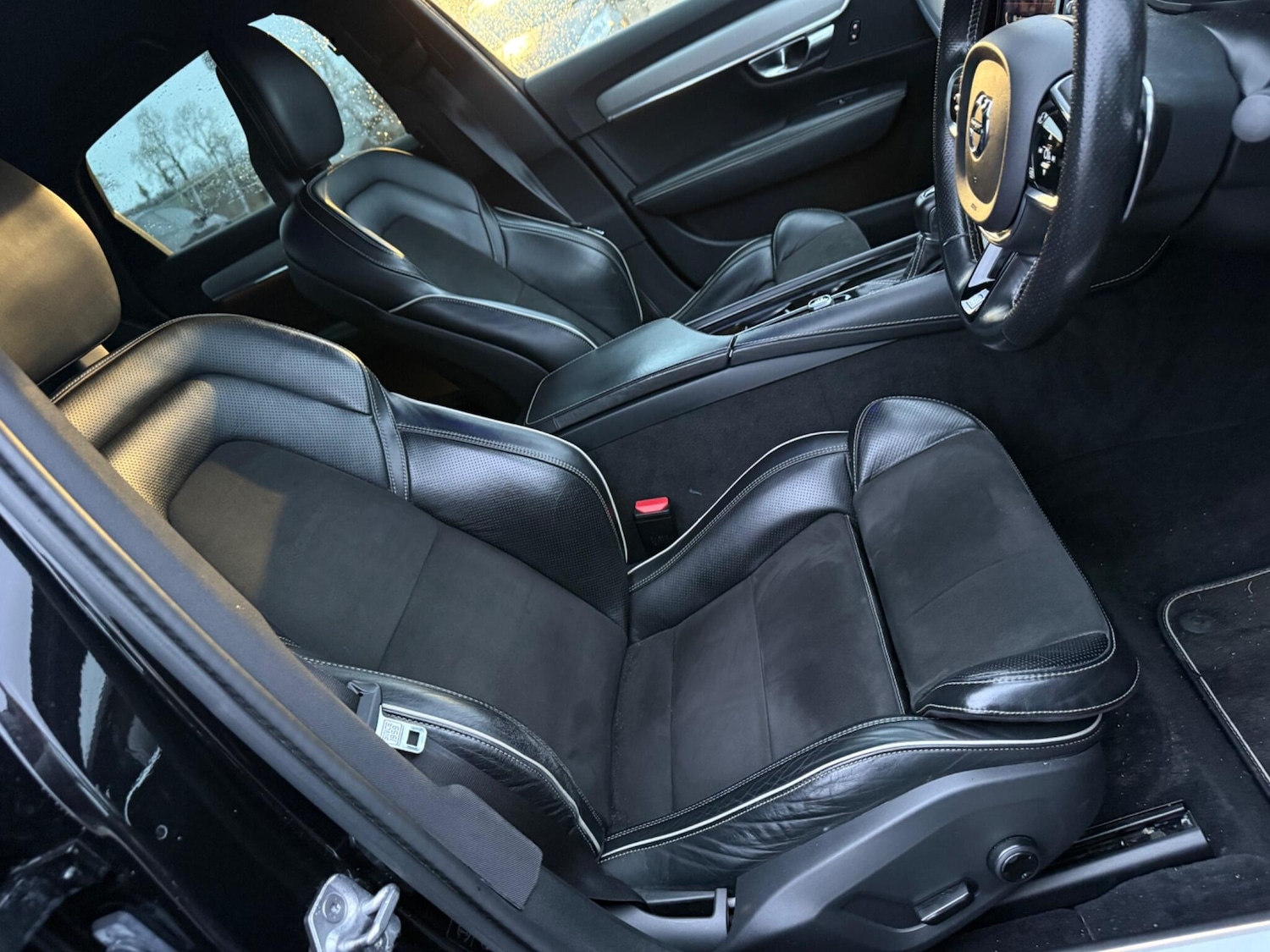 Used Volvo S90 2017 for sale - 77460412: Photo 10