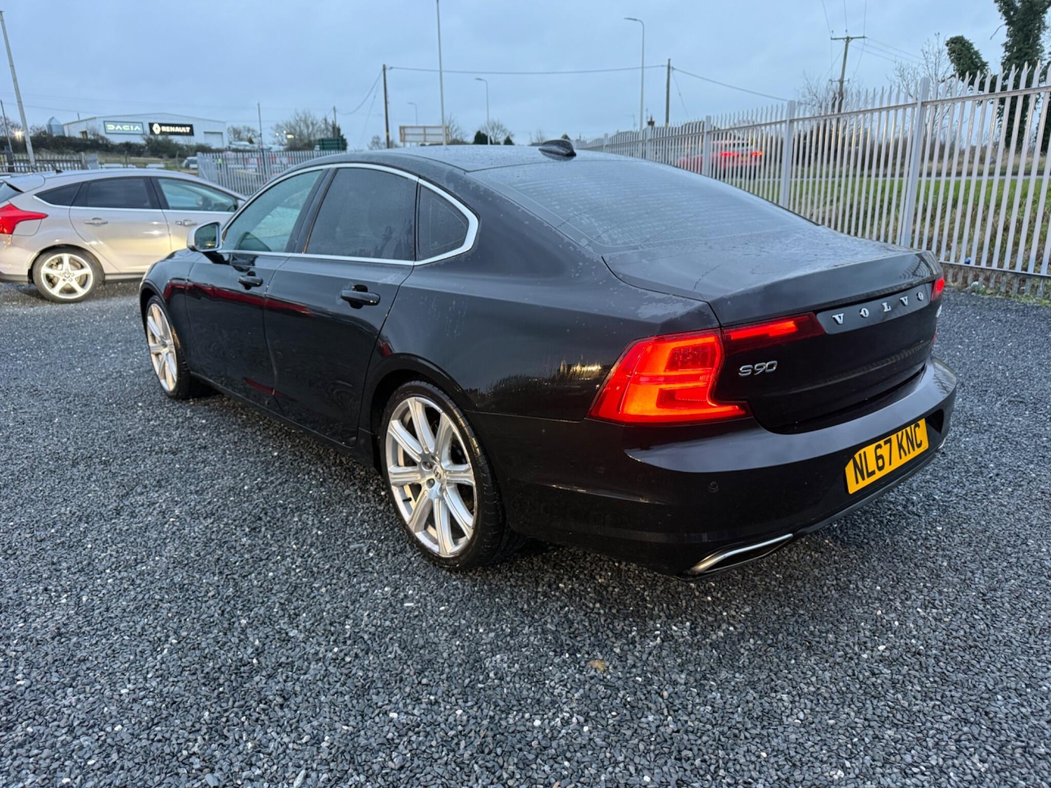 Used Volvo S90 2017 for sale - 77460412: Photo 5