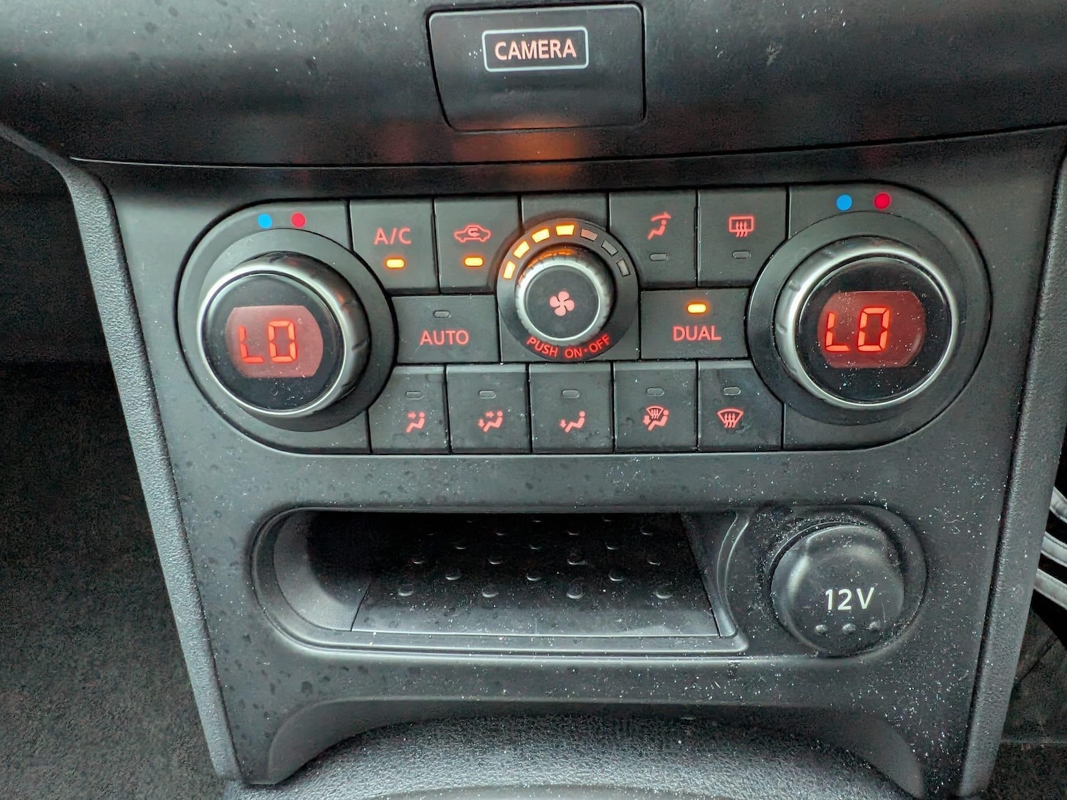 Used Nissan Qashqai 2012 for sale - 77276740: Photo 15