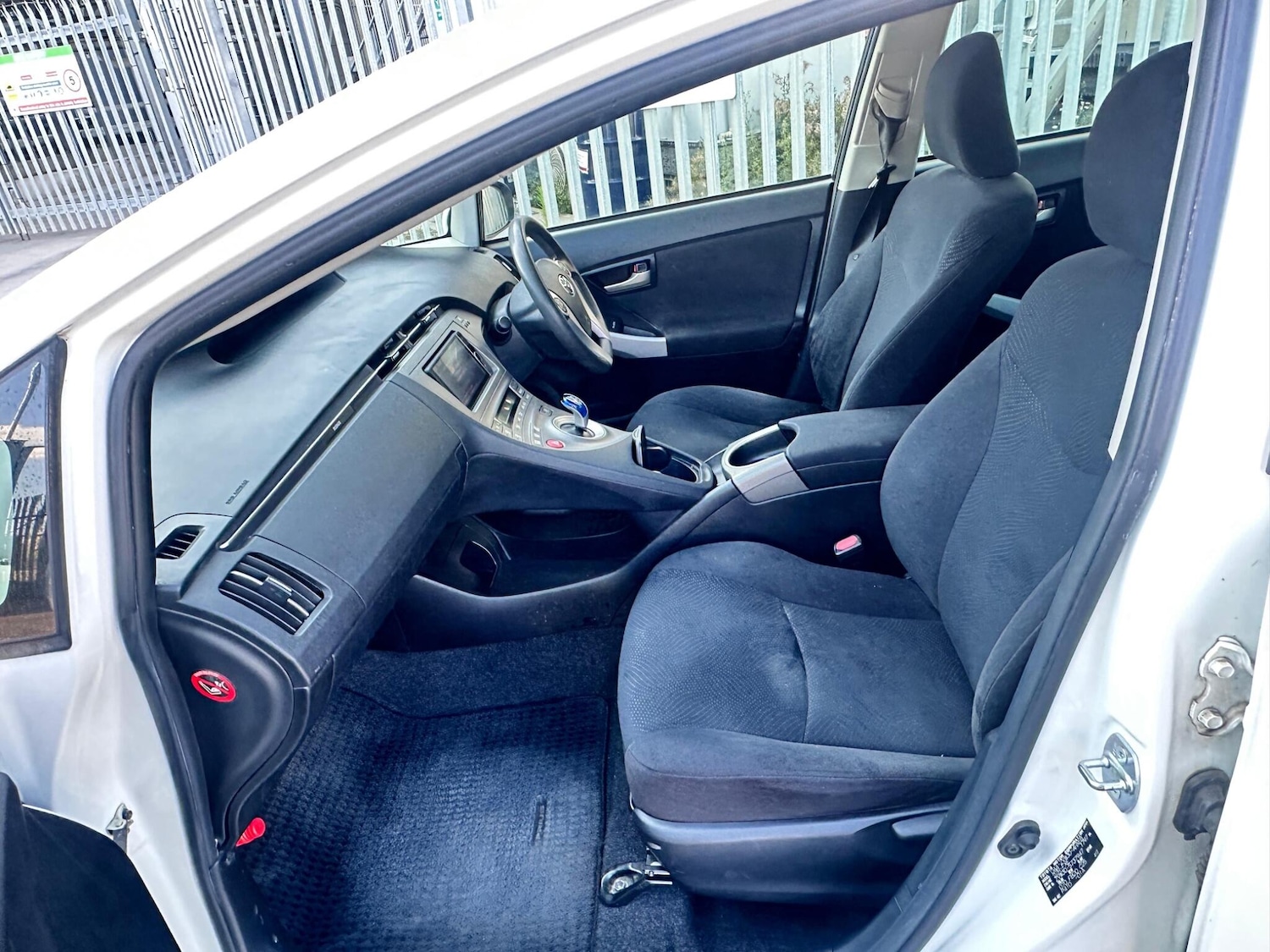 Used Toyota Prius 2025 for sale - 76953885: Photo 9