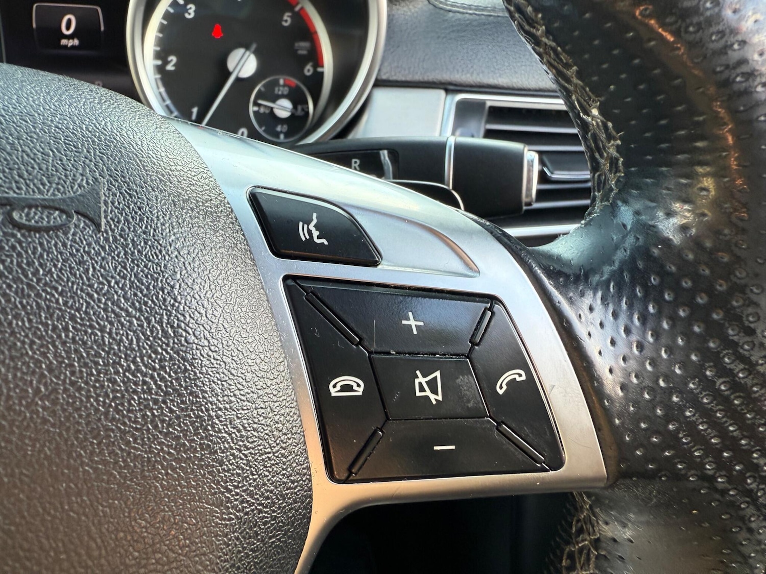 Used Mercedes-Benz GL Class 2015 for sale - 76953857: Photo 21