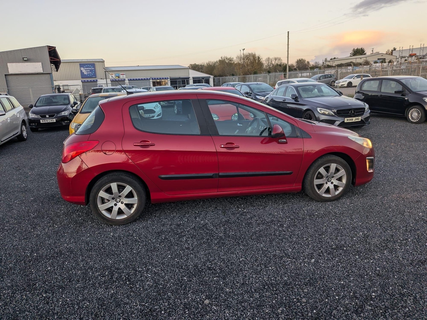 Used Peugeot 308 2012 for sale - 76953883: Photo 6