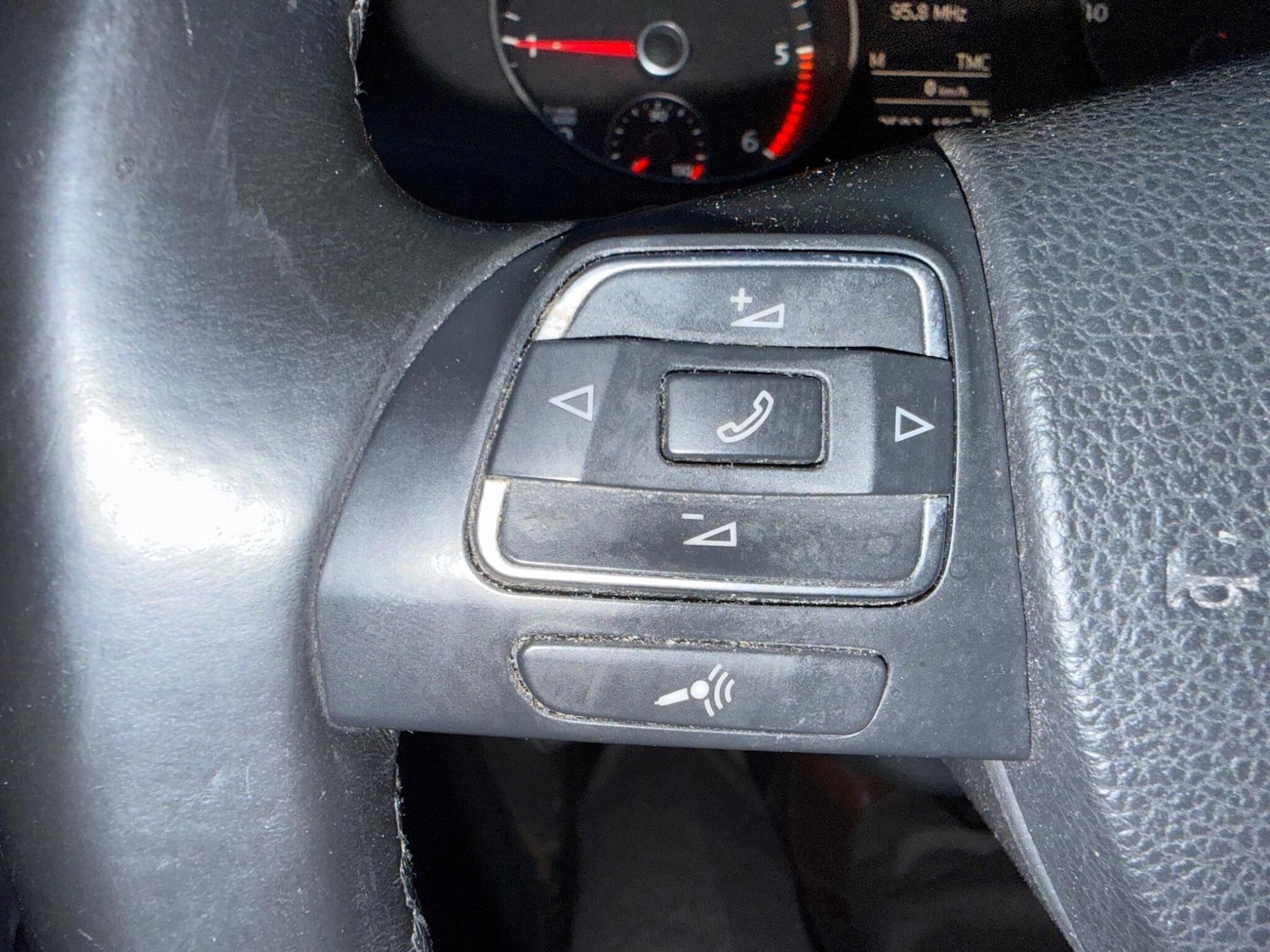 Used Volkswagen Passat 2014 for sale - 77276779: Photo 16