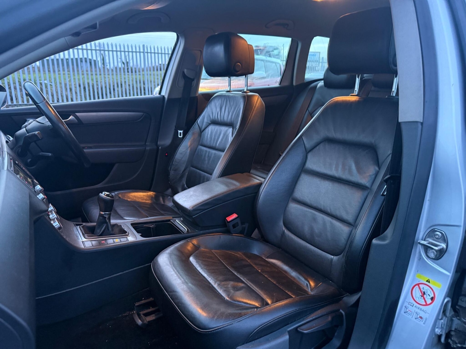 Used Volkswagen Passat 2014 for sale - 77276779: Photo 3