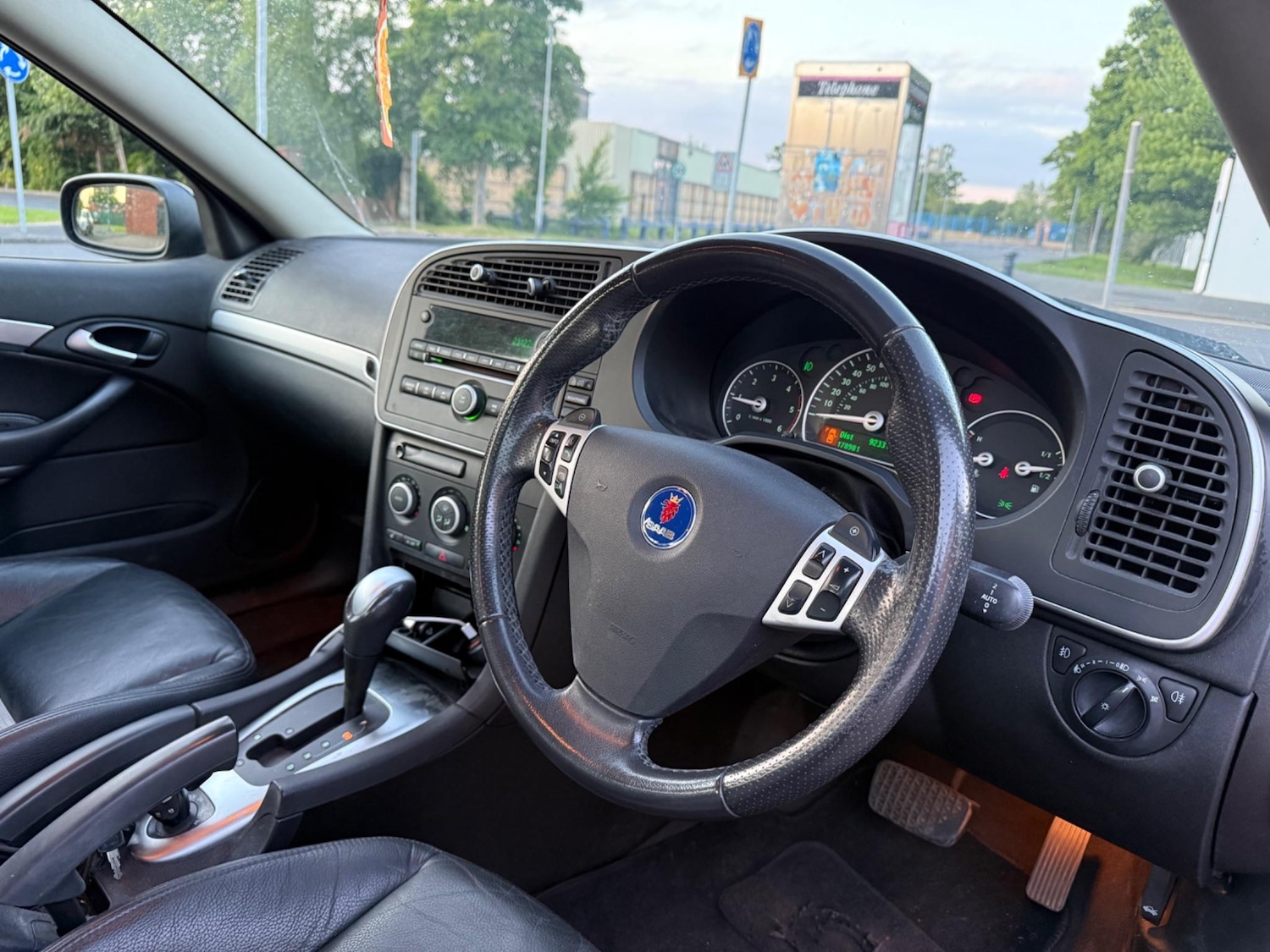 Used Saab 9-3 2009 for sale - 76953837: Photo 11