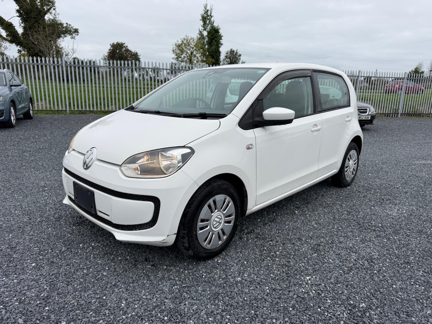Used Volkswagen up! 2025 for sale - 76977993: Photo 3